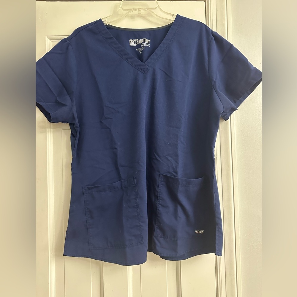 Grey anatomy scrub top extra large XL
